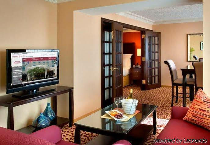 Marriott Philadelphia West Hotel 4*
